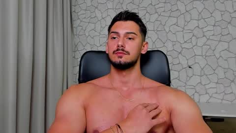 Snapshot of clintmasterss chatting on September 24, 5:22 am ClintMasterss online show from September 24, 5:22 am