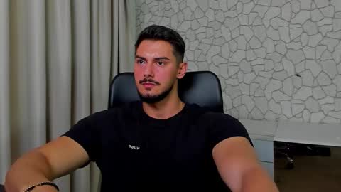 Snapshot of clintmasterss chatting on October 9, 4:21 am ClintMasterss online show from October 9, 4:21 am