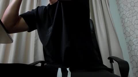 Snapshot of clintmasterss chatting on October 30, 5:53 am ClintMasterss online show from October 30, 5:53 am