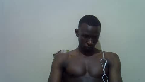 clive_damian online show from February 16, 6:59 pm