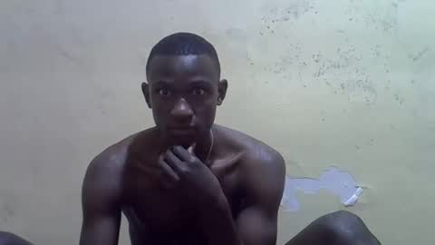 clive_damian online show from April 2, 8:17 pm