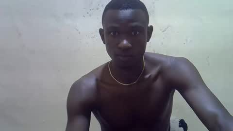 Snapshot of clive_damian chatting on April 7, 12:27 pm clive_damian online show from April 7, 12:27 pm