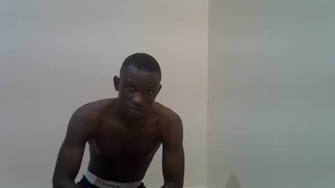 Snapshot of clive_damian chatting on May 5, 2:36 pm clive_damian online show from May 5, 2:36 pm