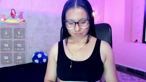 Cloe online show from May 19, 1:56 am