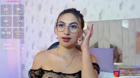 cloe_1tay online show from May 1, 3:38 pm