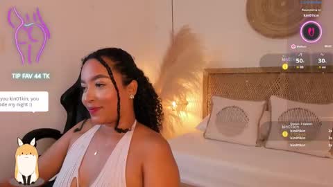 Snapshot of cloe_25 chatting on September 12, 2:22 am cloe_25 online show from September 12, 2:22 am