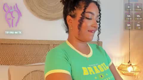 Snapshot of cloe_25 chatting on September 25, 2:15 am cloe_25 online show from September 25, 2:15 am