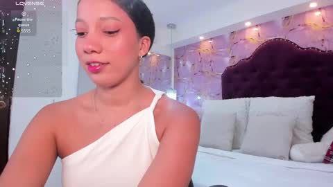 Cloe 555 online show from February 4, 10:15 pm