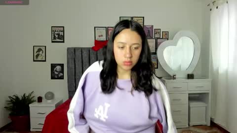 cloe_7 online show from February 19, 11:50 am