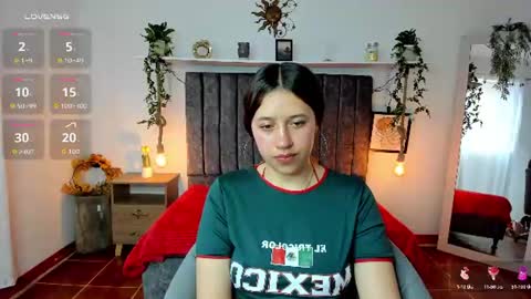 cloe_7 online show from June 23, 1:31 pm