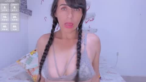 cloe_brown1 online show from January 15, 7:06 pm