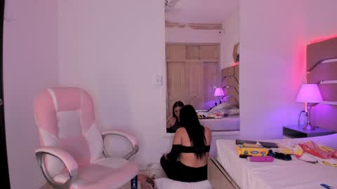 Cloe Online de 600 a 1400 online show from December 23, 2:28 pm