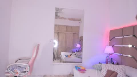 Cloe Online de 600 a 1400 online show from February 20, 4:25 pm