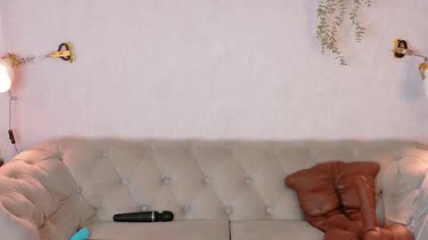 cloeecoopererer online show from December 20, 11:28 am