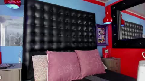 Snapshot of cloerodriguez chatting on October 19, 8:42 pm ---Cloe--- online show from October 19, 8:42 pm