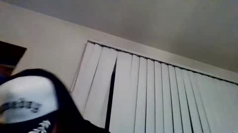 tallhungandcloudy online show from February 20, 9:00 am