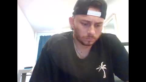 tallhungandcloudy online show from May 6, 3:57 am