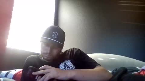 tallhungandcloudy online show from May 11, 2:45 pm