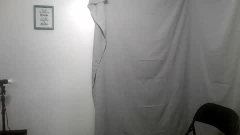 Maxxdieselx69 online show from March 3, 9:31 pm