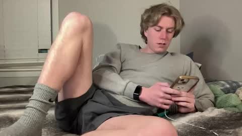 Snapshot of clydeaustin chatting on March 19, 2:15 am Clyde Austin online show from March 19, 2:15 am