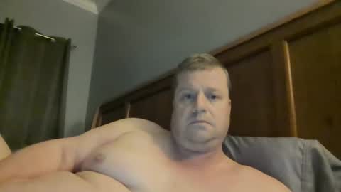 Snapshot of cmachen chatting on February 10, 11:34 pm cmachen online show from February 10, 11:34 pm