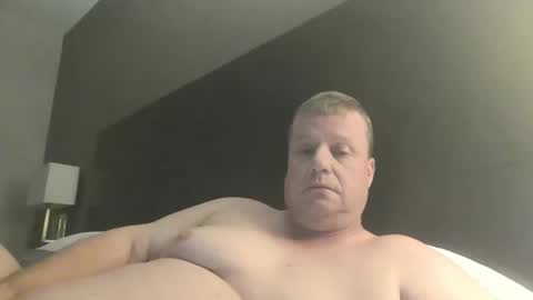 Snapshot of cmachen chatting on November 11, 2:11 am cmachen online show from November 11, 2:11 am