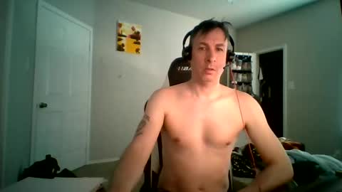 Snapshot of cmypenis chatting on January 27, 4:01 pm Master Bates online show from January 27, 4:01 pm