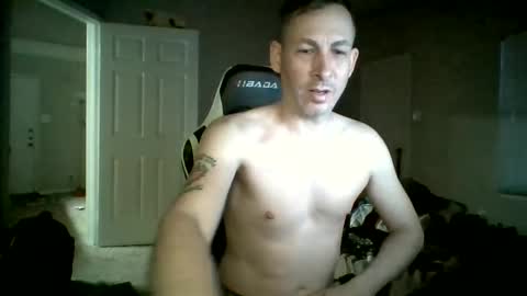 Snapshot of cmypenis chatting on February 16, 12:54 pm Master Bates online show from February 16, 12:54 pm