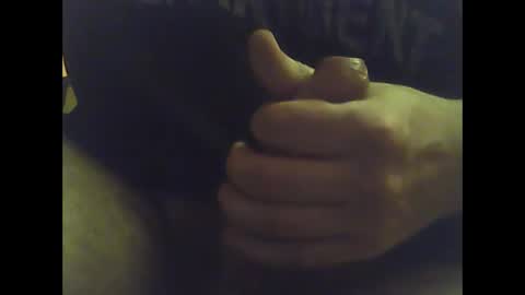 Snapshot of cobra092 chatting on December 6, 10:19 pm Shark online show from December 6, 10:19 pm
