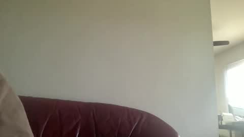 Snapshot of cocacola8890 chatting on February 15, 10:39 pm cocacola8890 online show from February 15, 10:39 pm