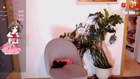 Snapshot of cock_big_girl chatting on December 6, 4:17 pm Valerie nenitasexy online show from December 6, 4:17 pm