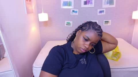 cock_whisperer69 online show from April 2, 1:20 pm