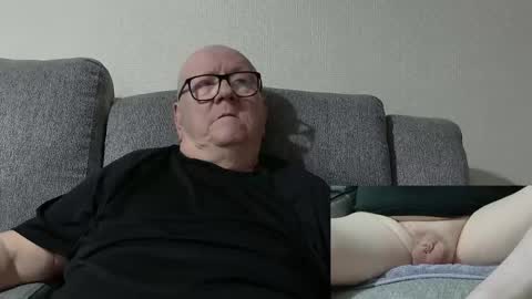 Charlie. online show from April 3, 10:30 pm