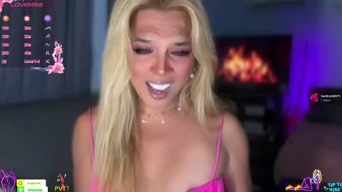 Snapshot of cockprincess_dianna chatting on July 12, 4:09 pm PrincessDianna IslandGirl CUMSHOW in PVT and PASSWORDSHOW online show from July 12, 4:09 pm
