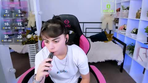 Olivia online show from October 22, 6:02 am