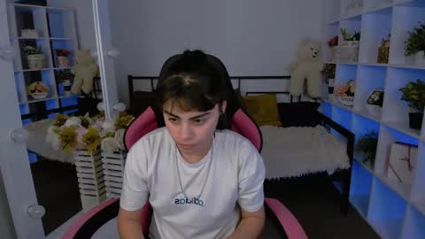 Olivia online show from October 27, 7:01 am