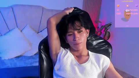 Snapshot of cococumps chatting on March 28, 3:39 am COCO online show from March 28, 3:39 am