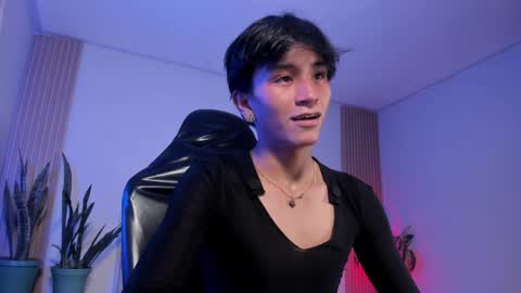 Snapshot of cococumps chatting on March 31, 12:27 pm COCO online show from March 31, 12:27 pm