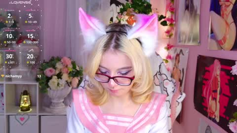 Mia online show from December 23, 8:57 pm