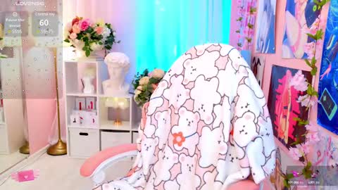 Mia online show from February 22, 3:12 am