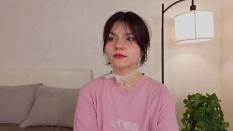 Kim online show from May 18, 3:02 am