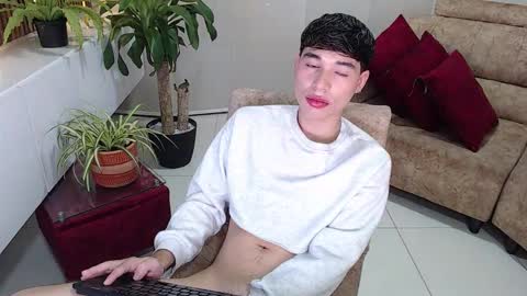 Snapshot of coddy_doll chatting on February 26, 1:37 am Coddy online show from February 26, 1:37 am