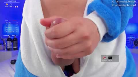 Snapshot of cody_johnsonn_ chatting on January 14, 8:47 pm CODY online show from January 14, 8:47 pm