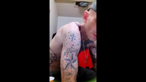 codywatters14 online show from April 25, 8:17 am