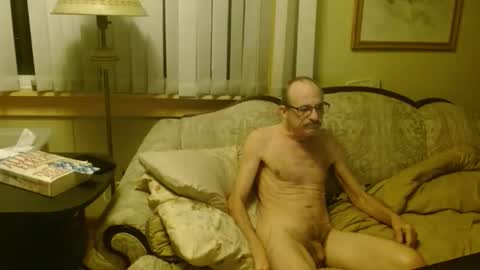 Snapshot of coffee601 chatting on February 24, 8:34 am coffee601 online show from February 24, 8:34 am