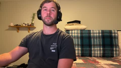 c o f f e e l o u n g e online show from May 23, 3:12 am