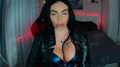 Ur goddess Nikki online show from December 7, 3:30 pm