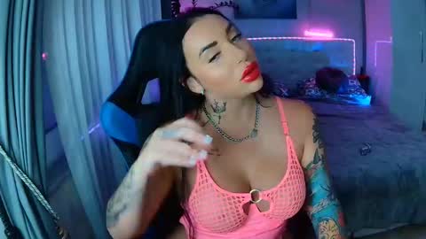 Ur goddess Nikki online show from September 12, 11:10 am