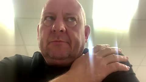 Snapshot of col4nows chatting on October 22, 11:54 am col4nows online show from October 22, 11:54 am