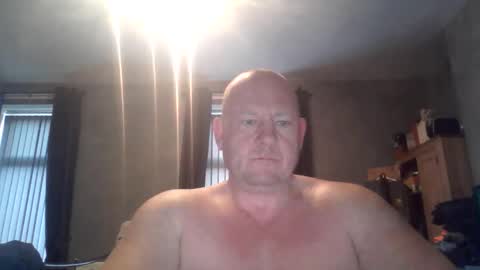 Snapshot of col4nows chatting on November 17, 8:31 am col4nows online show from November 17, 8:31 am